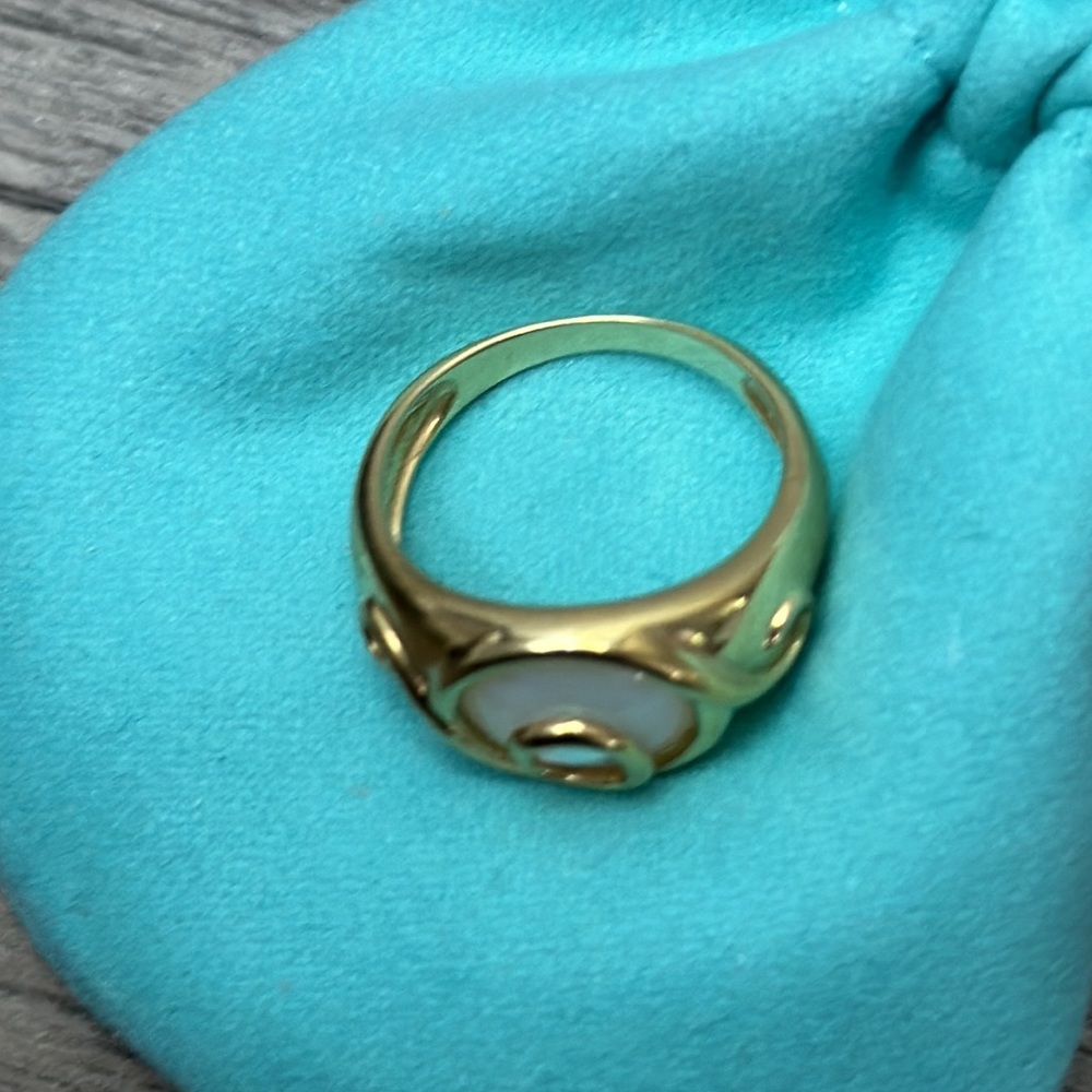 Rare Carribean Opal 14K Yellow Italian Gold Stamped Ring with Swirl - Picture 4 of 15